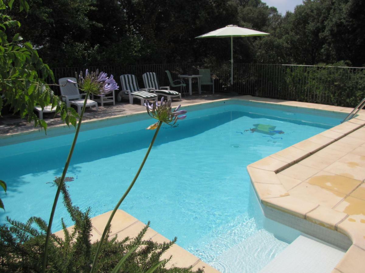 Domaine du bois gîte Marion Galargues Exterior foto
